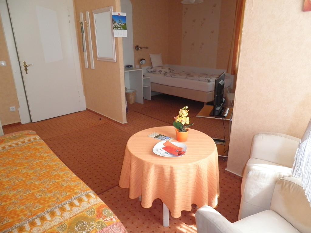 Villa Zur Schoenen Aussicht บาดซัลซูเฟลน ภายนอก รูปภาพ