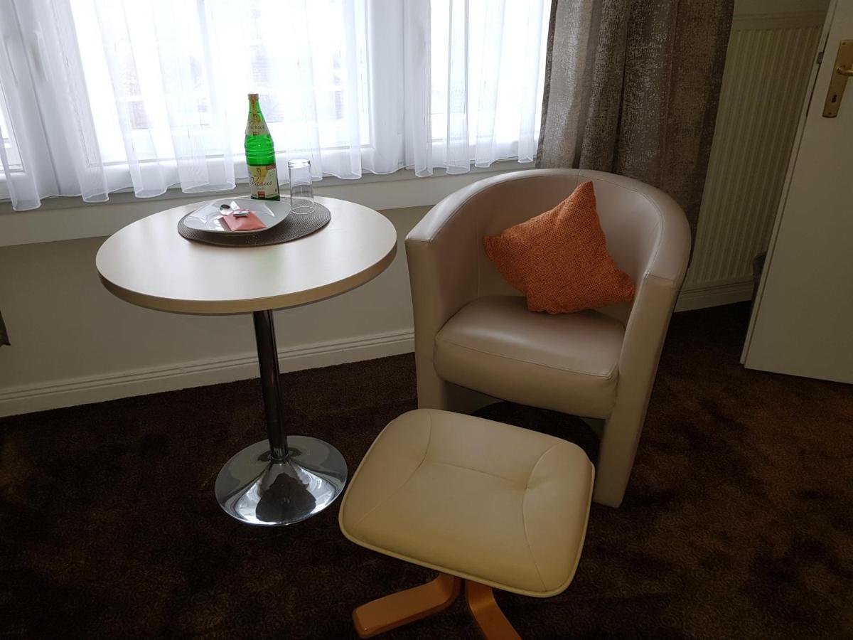 Villa Zur Schoenen Aussicht บาดซัลซูเฟลน ภายนอก รูปภาพ